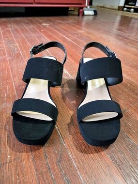 Y-Not Black Block Heel Sandals US 7.5